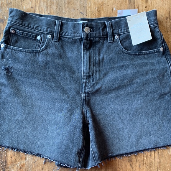 Madewell Black Relaxed Denim Shorts - Picture 4 of 16